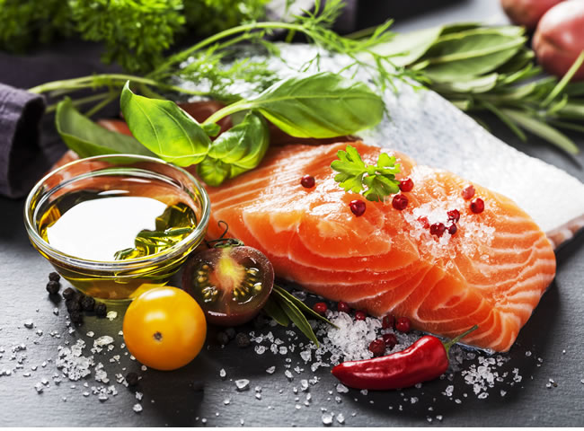 Ryby bohaté na omega-3 mastné kyseliny vám pomohou zhubnout a nastartují metabolismus. Jsou velmi prospěšné pro naše zdraví.