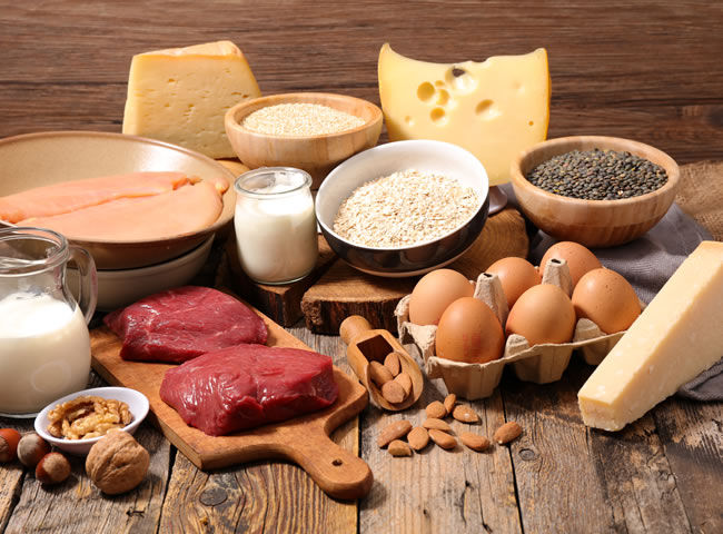 Glutamin přirozeně najdeme zejména v potravinách bohatých na bílkoviny.